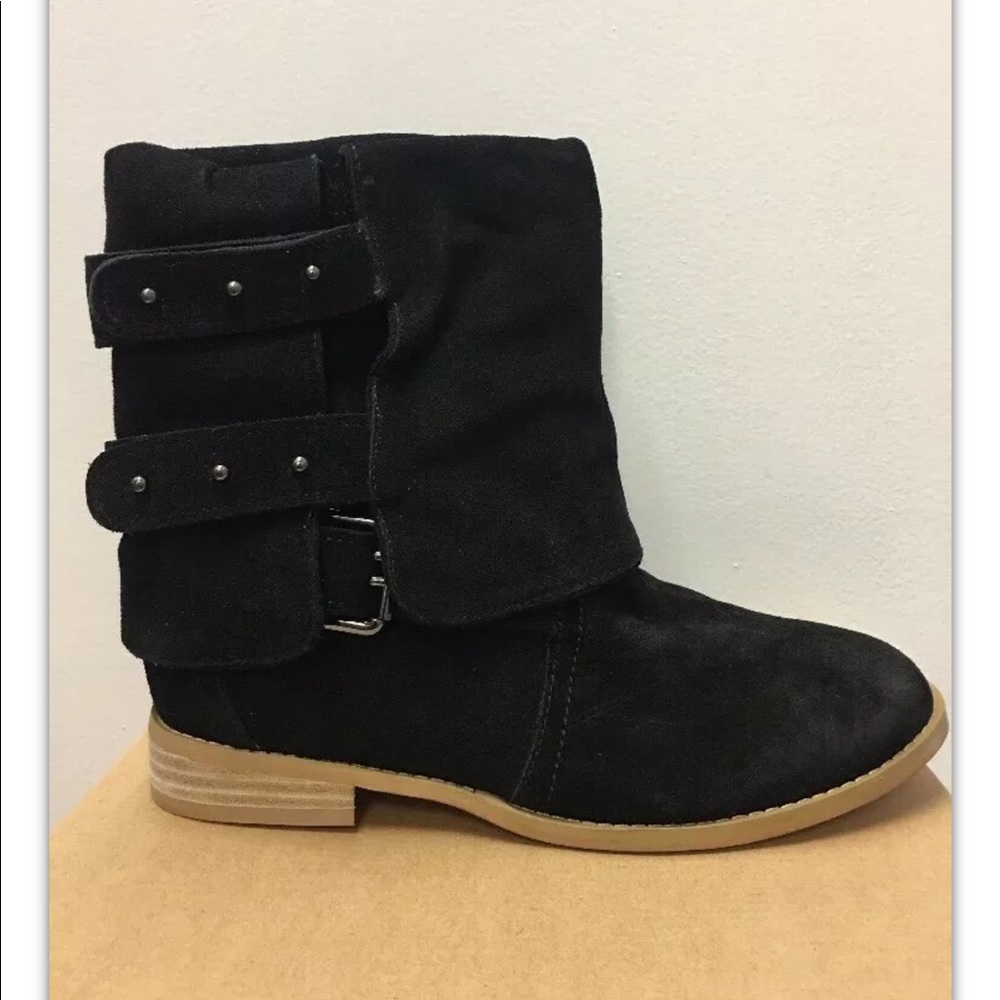 Brand New Soulfully Designed In New York Boots